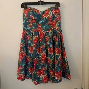 Summer strapless dress